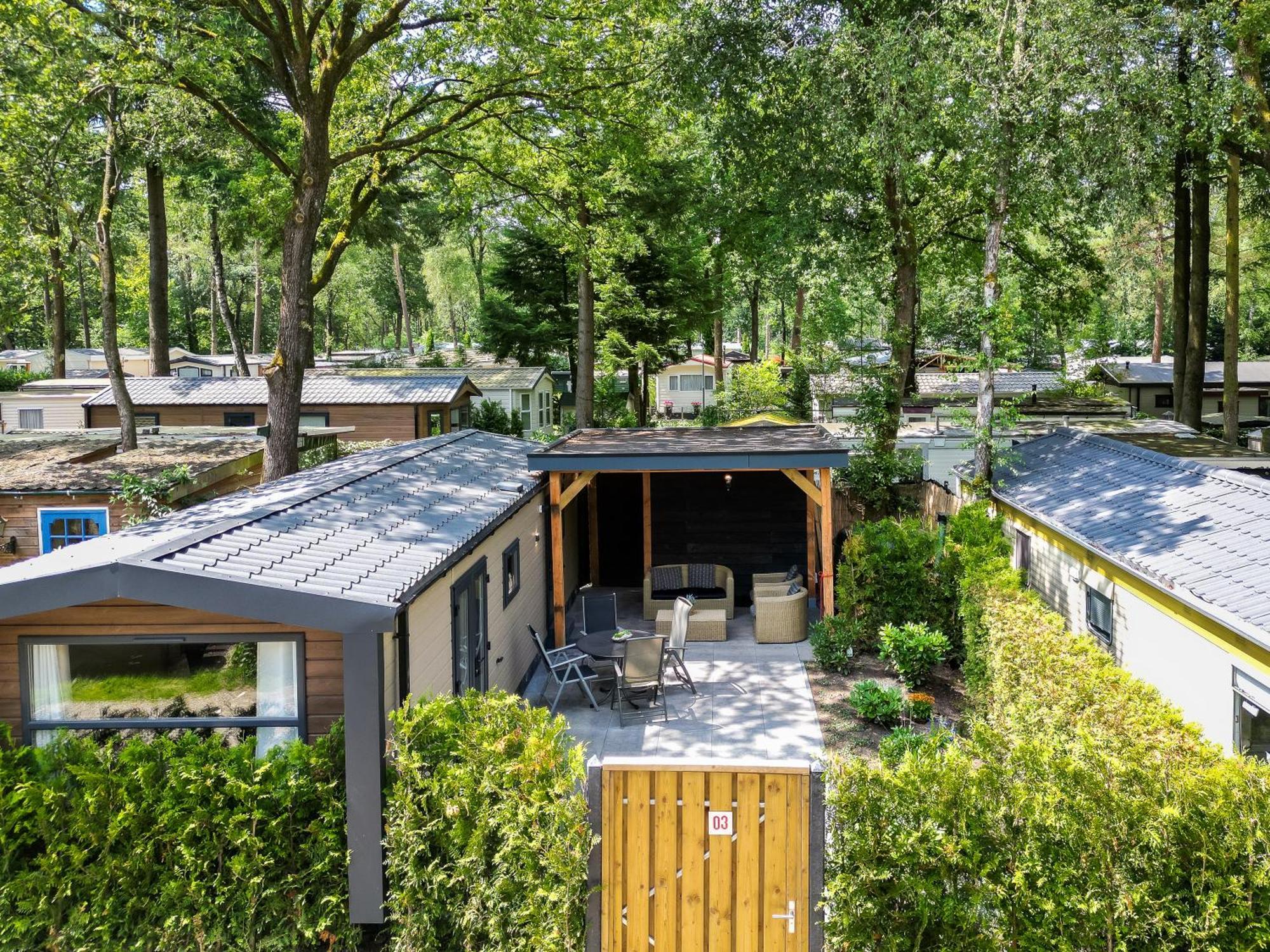 Veluwe Hoenderloo Luxury Chalet With Private Sauna And Hot Tub - Swimming Pool Tennis Court Supermarket Bowling Alley Theatre And Entertainment For Children 외부 사진