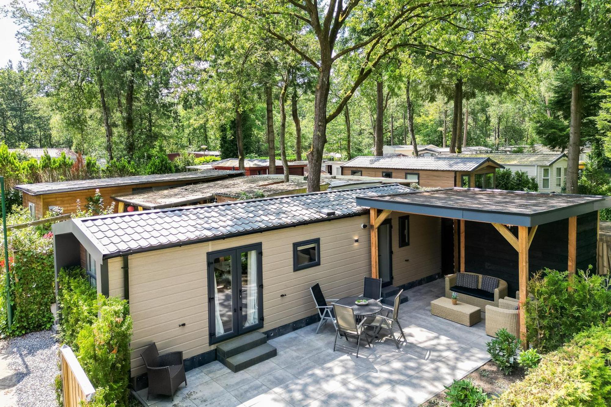 Veluwe Hoenderloo Luxury Chalet With Private Sauna And Hot Tub - Swimming Pool Tennis Court Supermarket Bowling Alley Theatre And Entertainment For Children 외부 사진